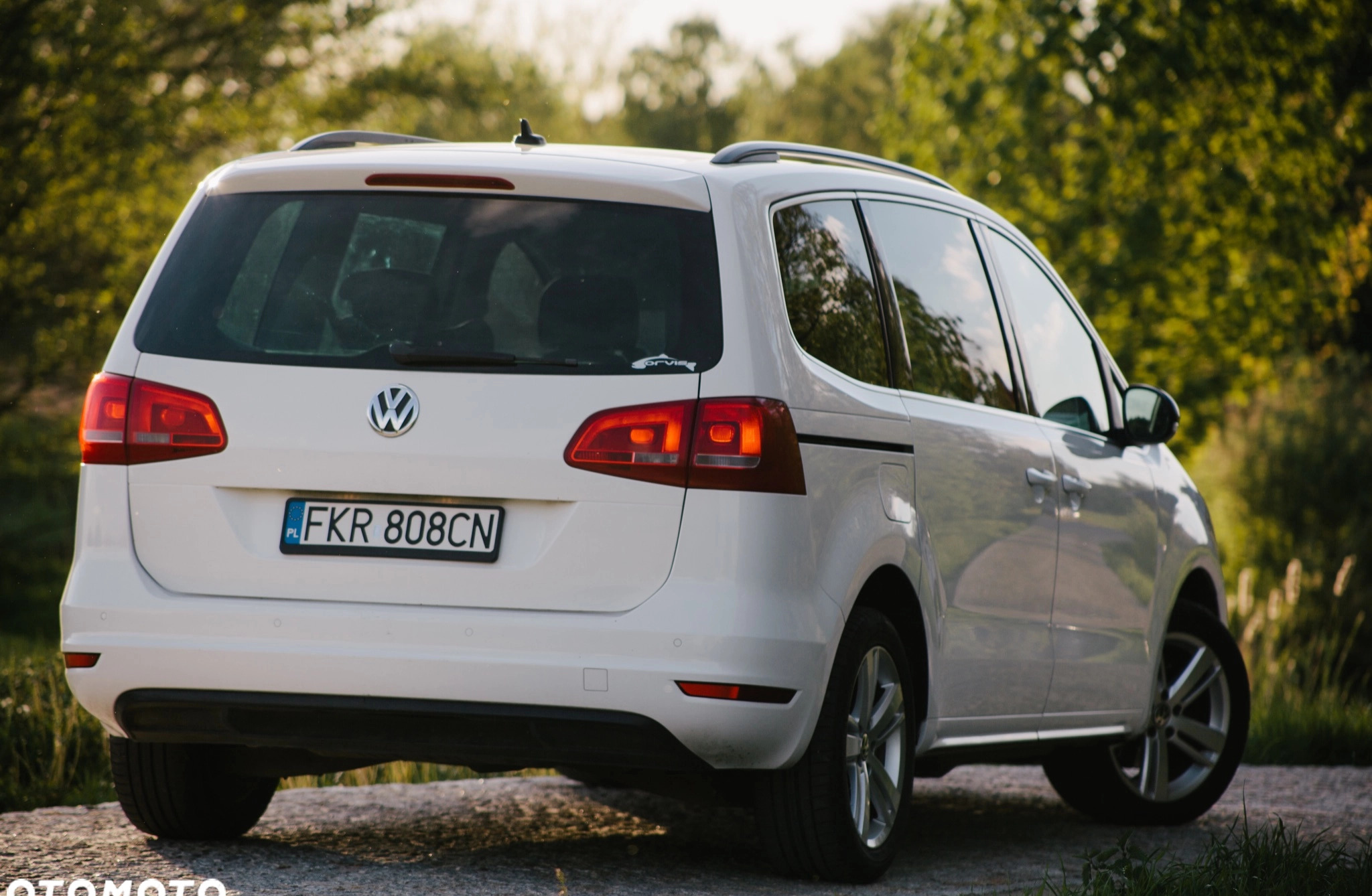 Volkswagen Sharan cena 39000 przebieg: 340000, rok produkcji 2012 z Dąbie małe 781